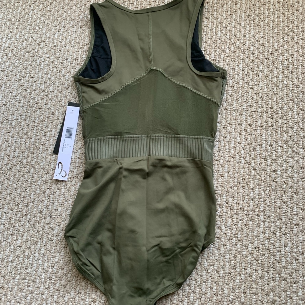 NWT DANZ N MOTION leotard - Picture 2 of 3